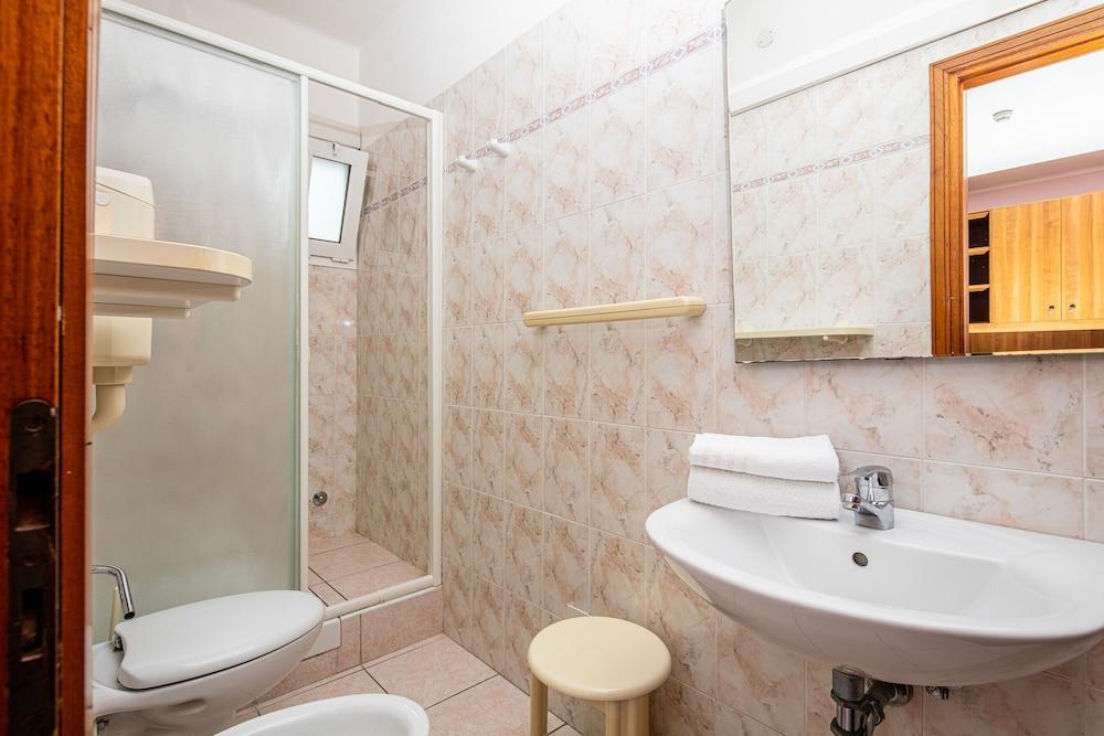 Hotel Al Ponte Линьяно-Саббьядоро Экстерьер фото