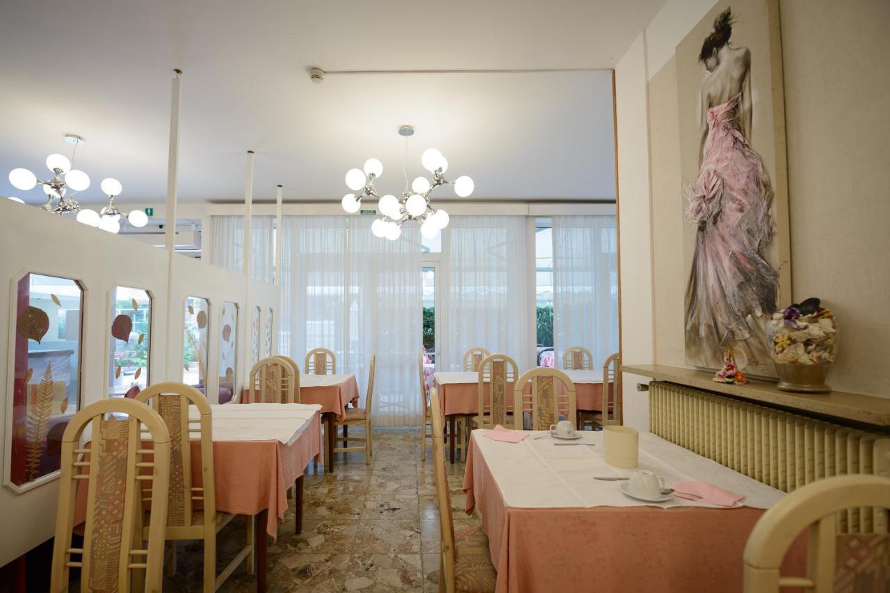 Hotel Al Ponte Линьяно-Саббьядоро Экстерьер фото