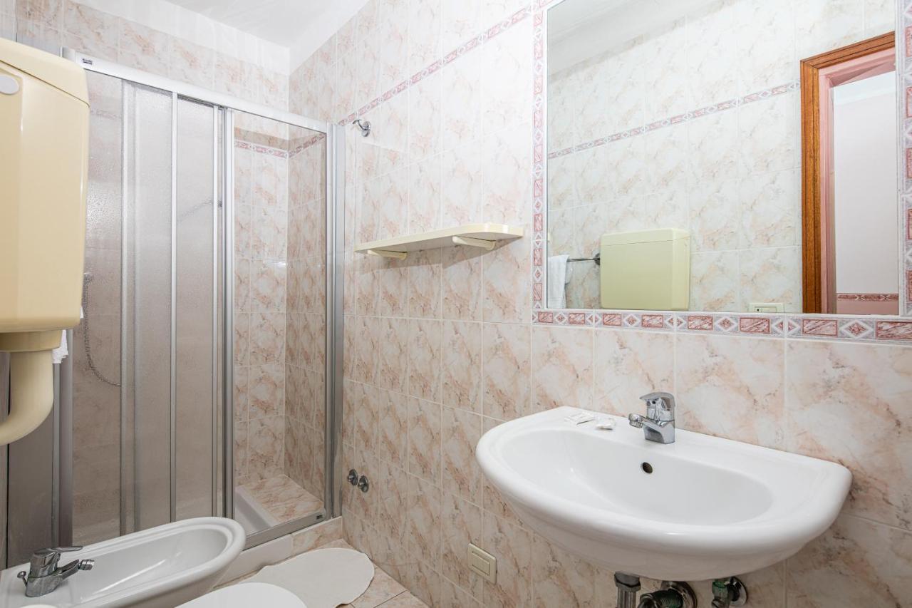 Hotel Al Ponte Линьяно-Саббьядоро Экстерьер фото