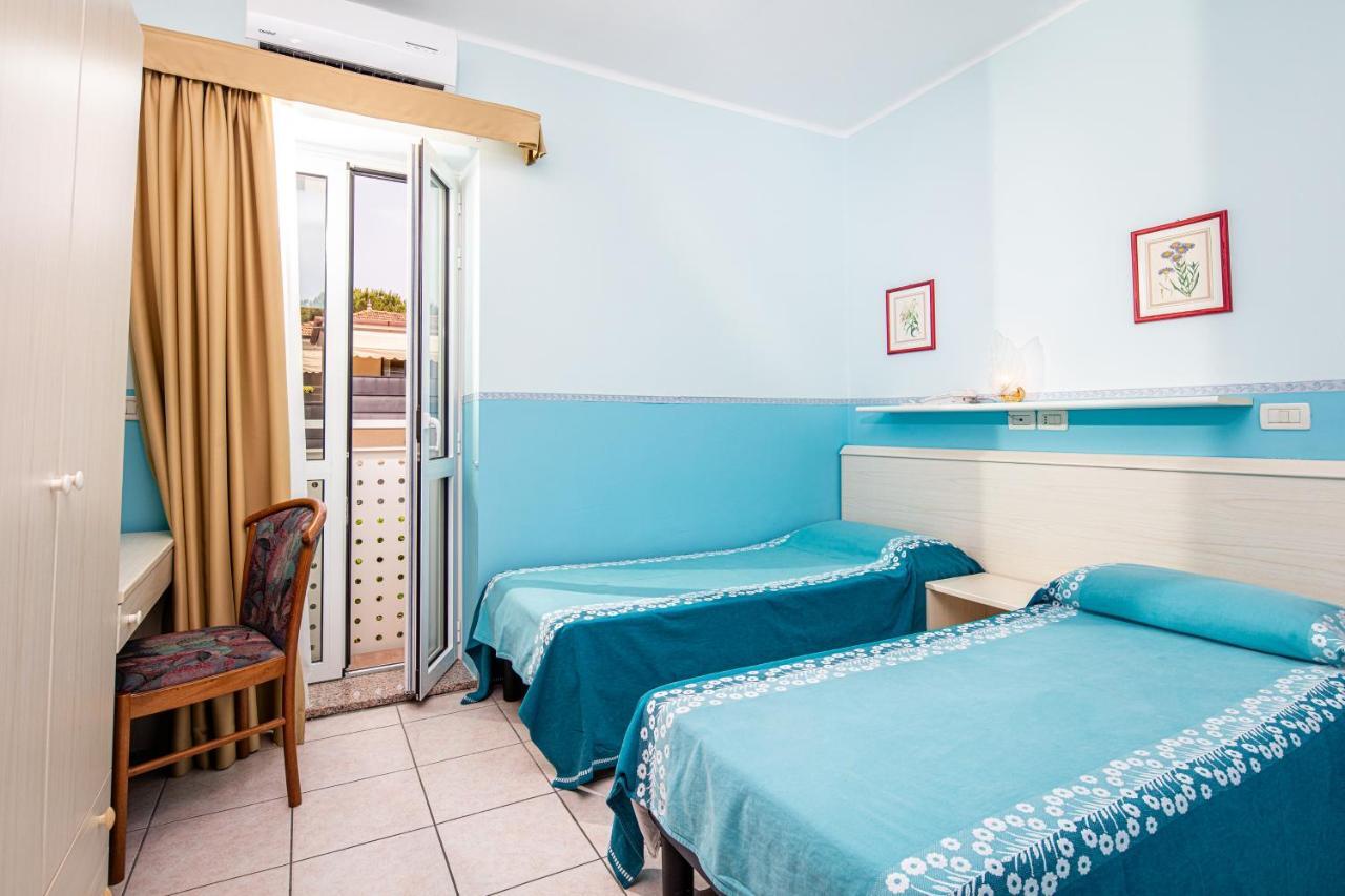 Hotel Al Ponte Линьяно-Саббьядоро Экстерьер фото